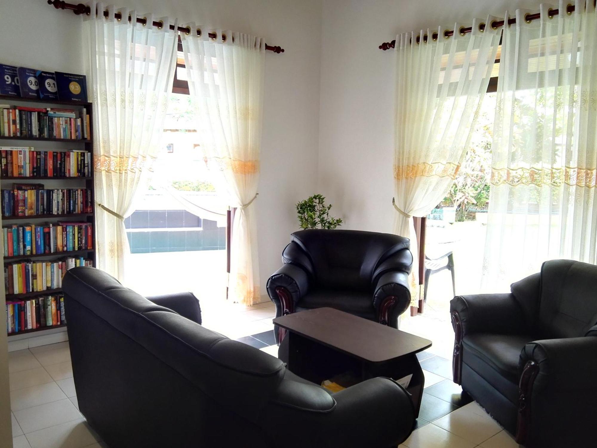 The Oasis Villa Хиккадува Экстерьер фото