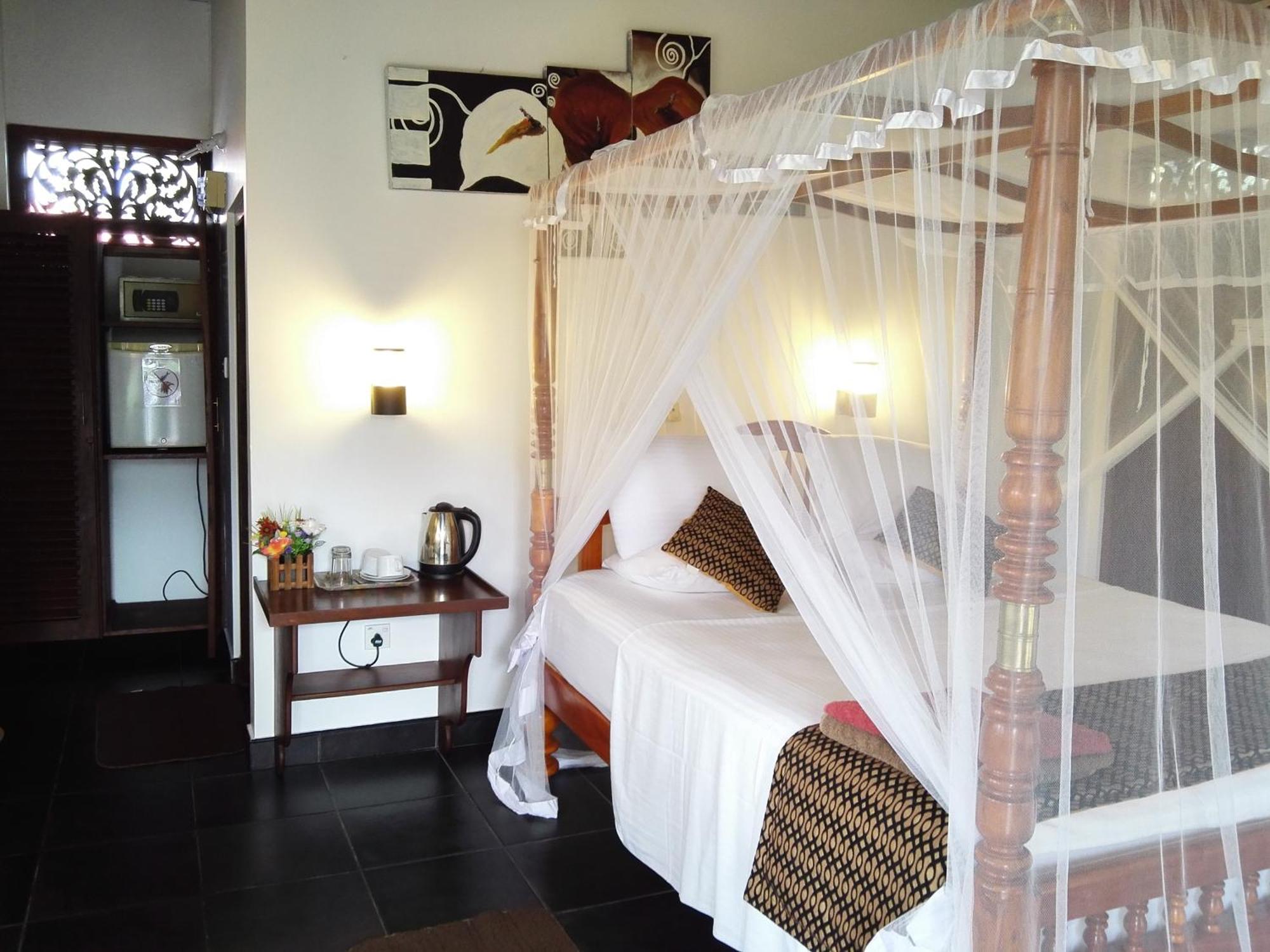 The Oasis Villa Хиккадува Экстерьер фото