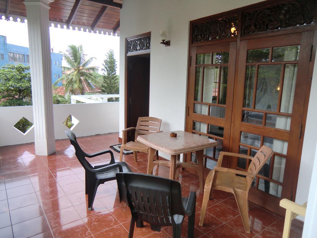 The Oasis Villa Хиккадува Номер фото