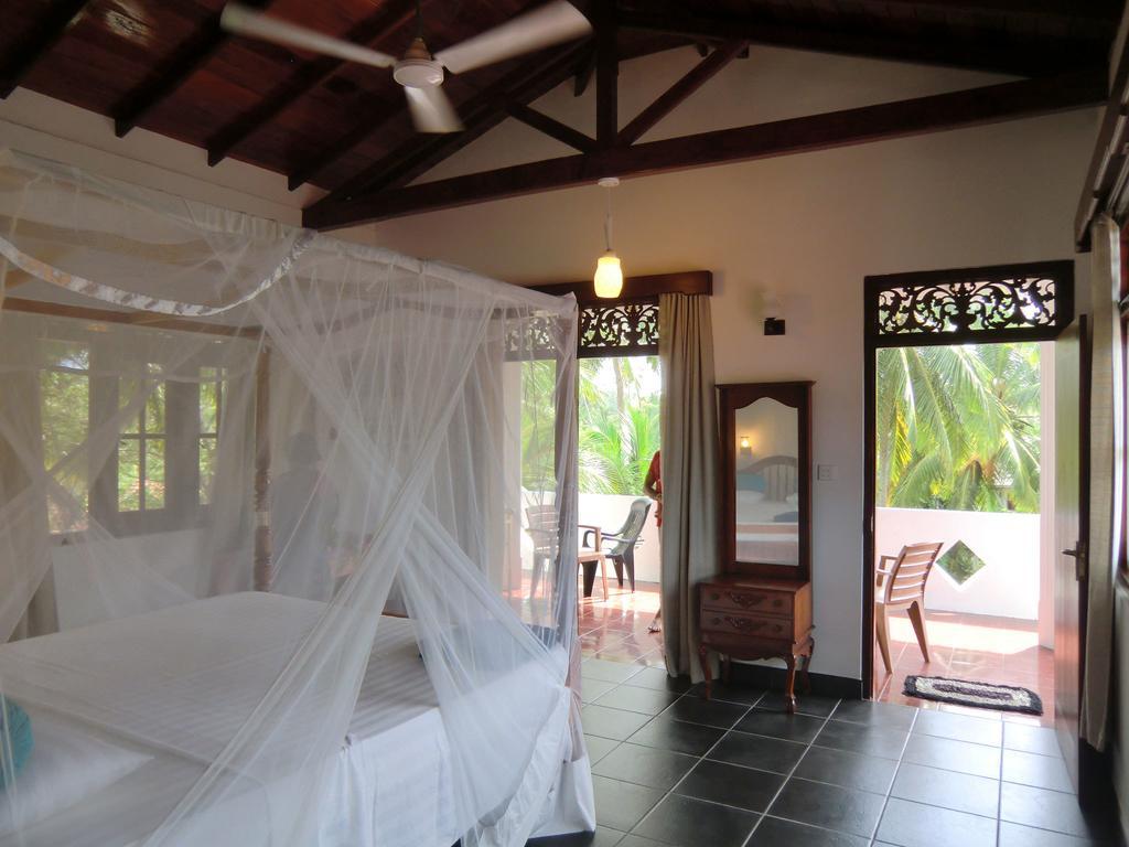 The Oasis Villa Хиккадува Номер фото